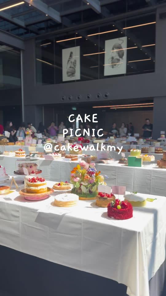 Long event tables in a bright event hall